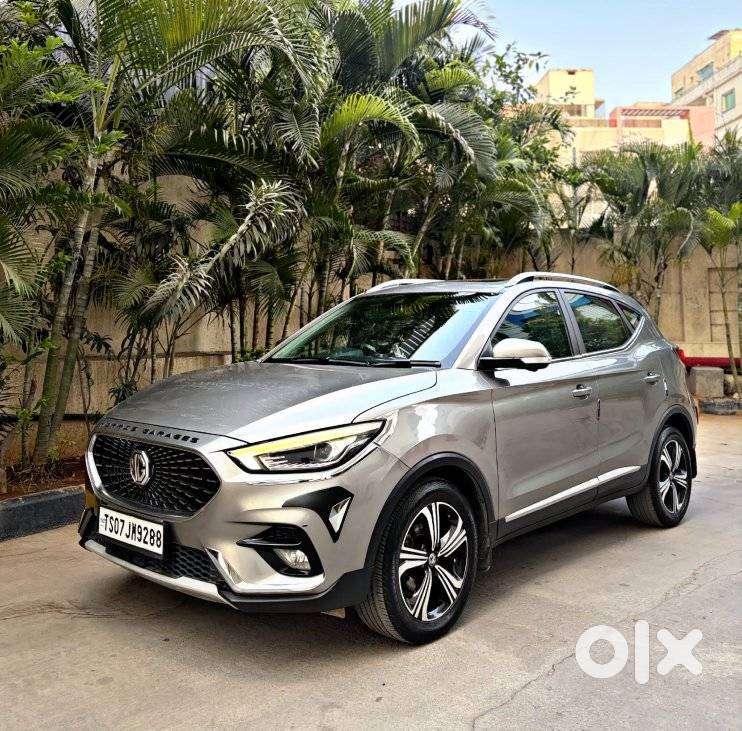 Mg Astor 1.5 Savvy Cvt S Red, 2022, Petrol