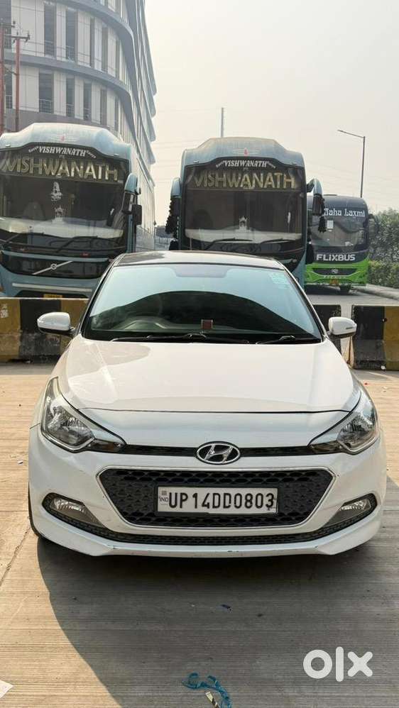 Hyundai Car Petrol 2017 Year