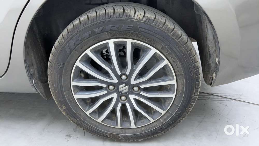 Maruti Suzuki Dzire 1.2 Zxi Plus Amt, 2017, Petrol