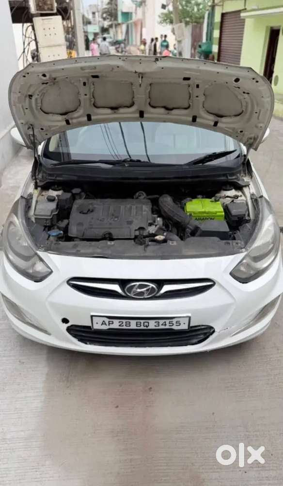 Hyundai Verna 2011 1.6 S