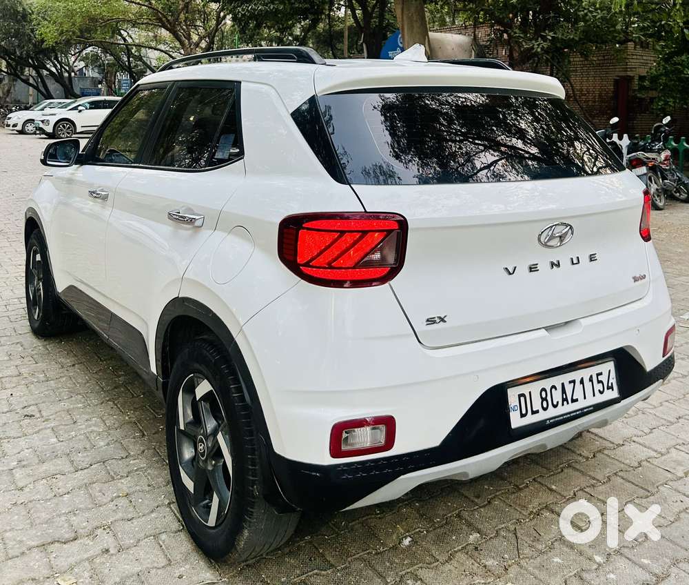 Hyundai Venue Sx Plus Turbo Dct, 2019, Petrol