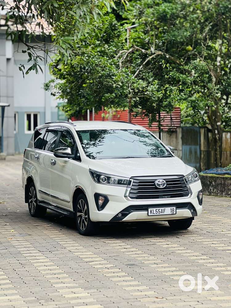 Toyota Innova Crysta 2.4 Z 7 Str, 2022, Diesel