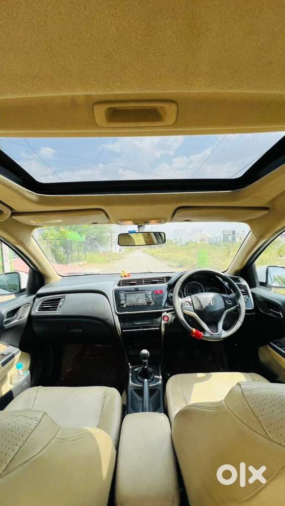 Top Model Push Button Sun Roof Well Maintain