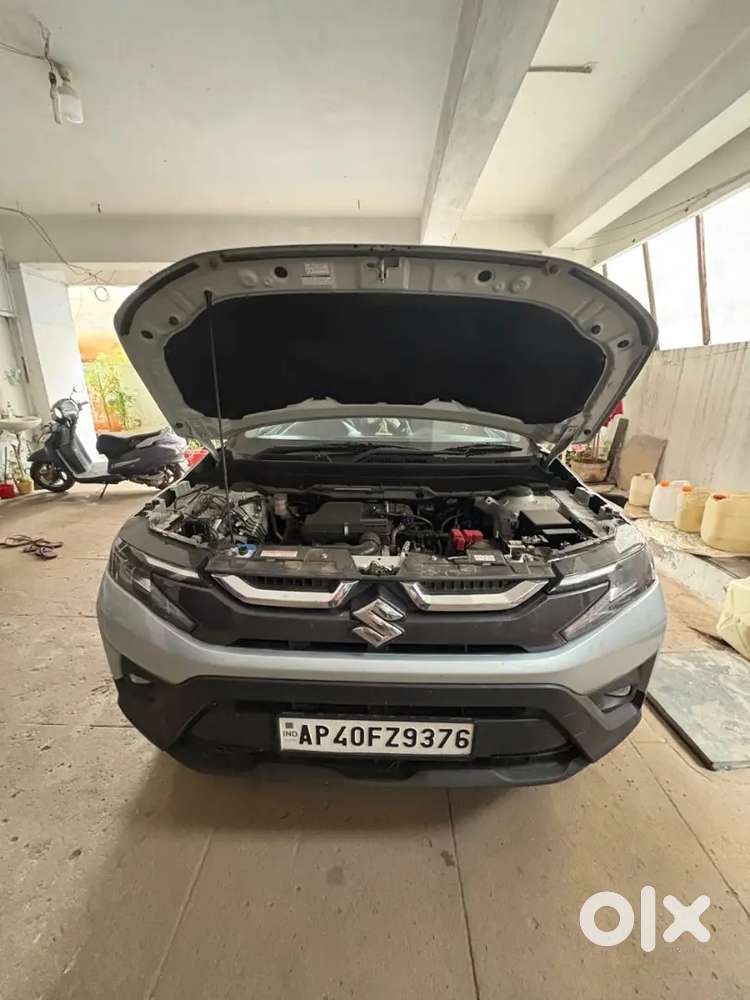 Maruti Suzuki Brezza 2025 Petrol 9500 Km Driven Automatic