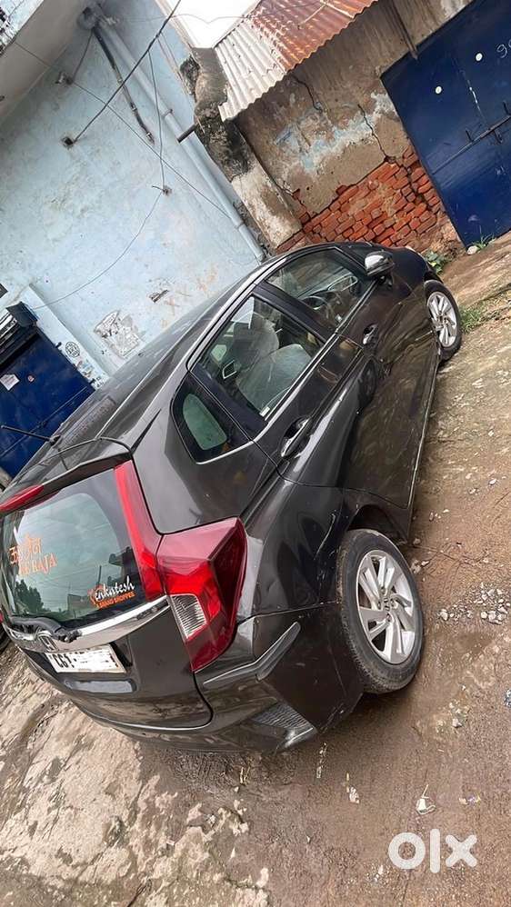 Honda Jazz 1.2 V 2015 Automatic