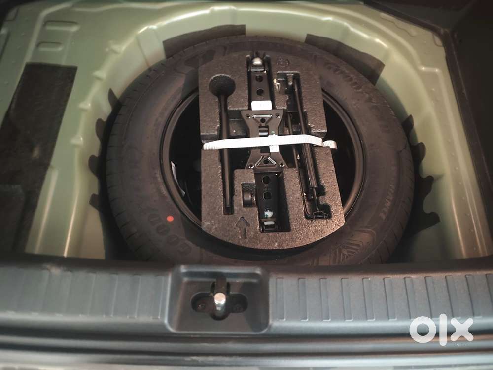 Skoda Kylaq Prestige, 2025, Petrol