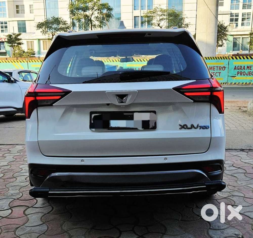 Mahindra Xuv700 2.0 Ax 5 Petrol Mt 7 Str, 2022, Petrol