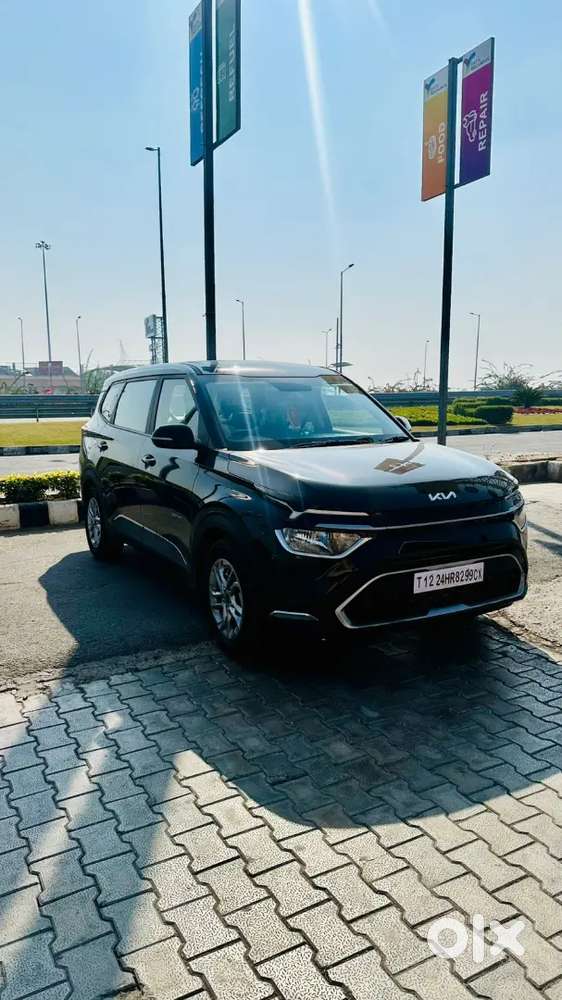 Kia Carens 2024 Diesel Well Maintained