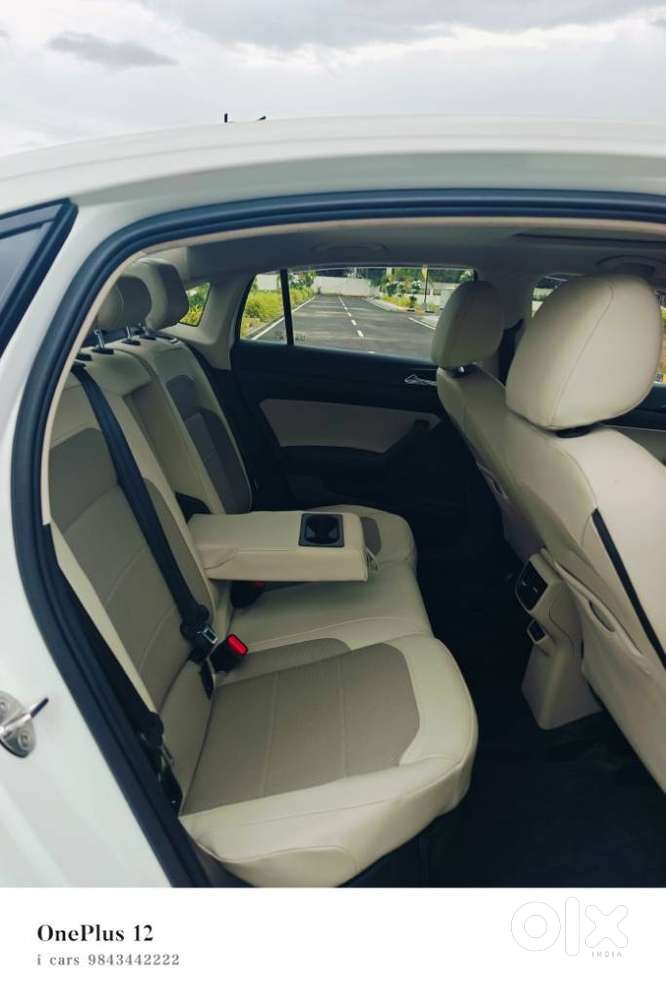 Skoda Slavia Style 1.5l Tsi Mt, 2023, Petrol