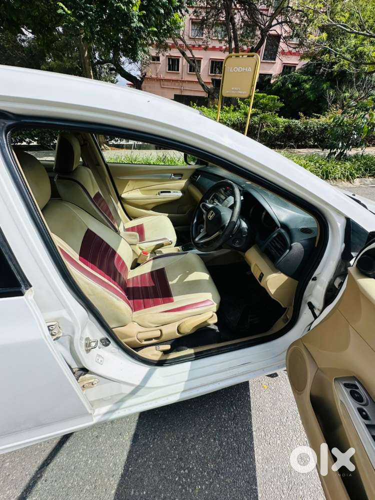 Honda City Petrol V At 2011