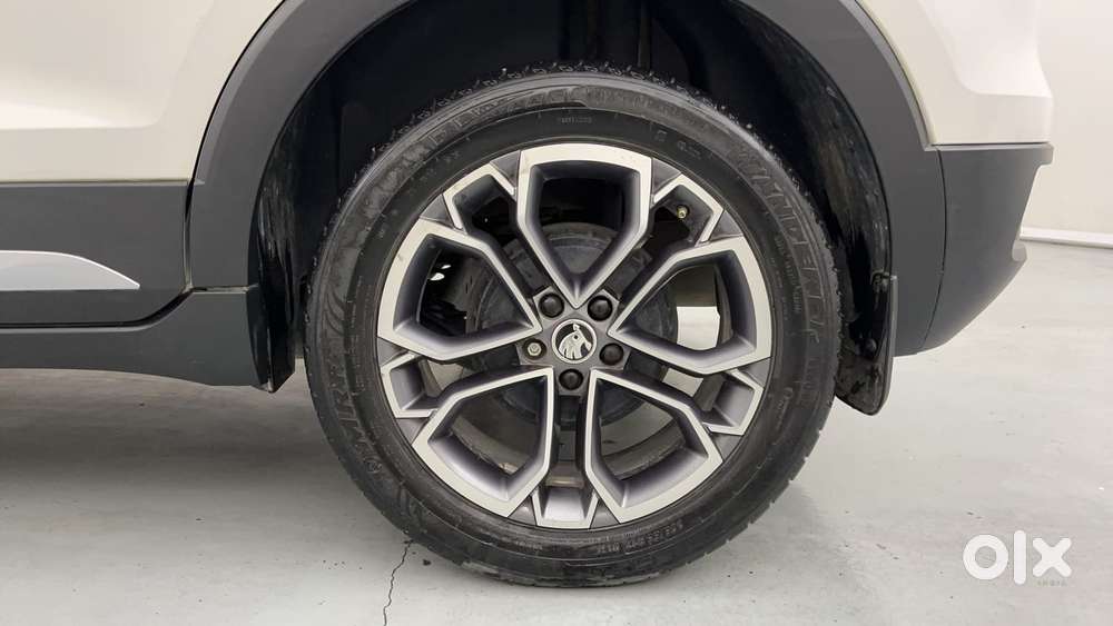 Skoda Kushaq Style 1.5l Tsi Mt, 2022, Petrol