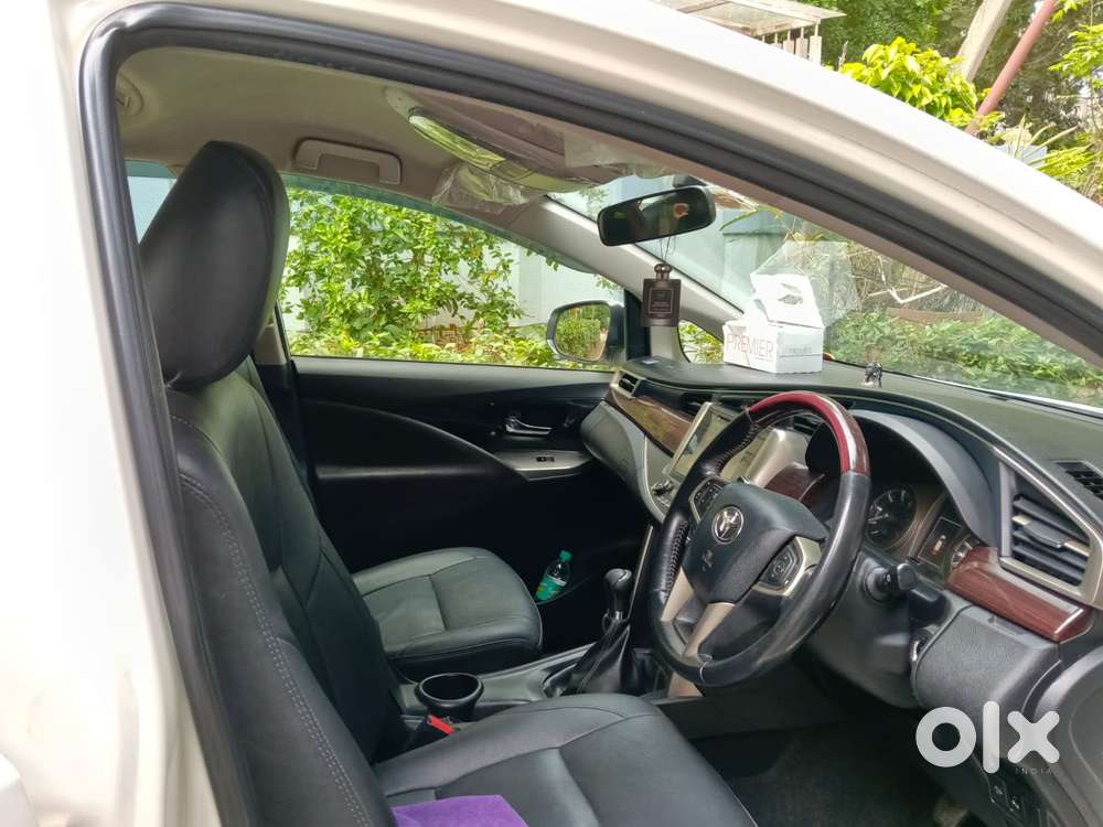 Toyota Innova Crysta [2020-ongoing] 2.4 Vx 8 Str, 2020, Diesel