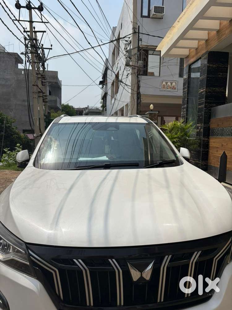 Mahindra Xuv700 Petrol 2021