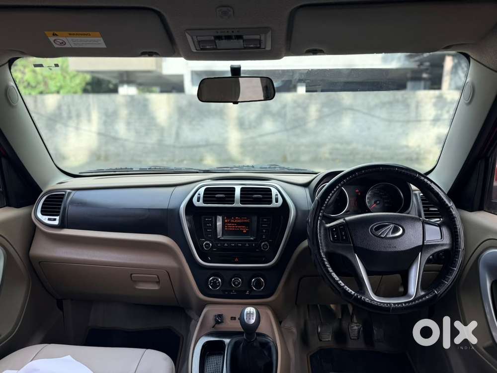 Mahindra Tuv 300 Mhawk100 T8, 2017, Petrol