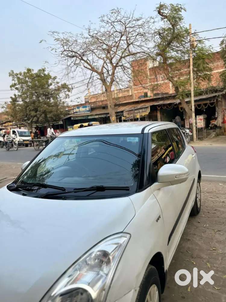 Maruti Suzuki Swift 2014 Petrol 42000 Km Driven