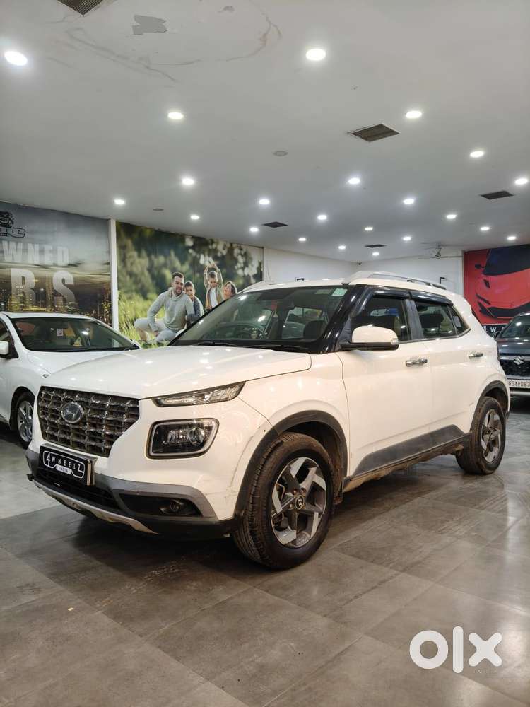 Hyundai Venue 1.0 Sx (o) Turbo Dct, 2020, Petrol