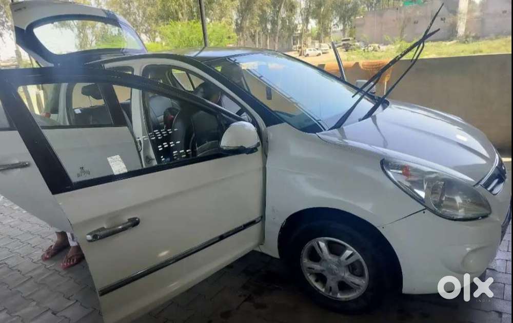 Hyundai I20 Sportz 2012