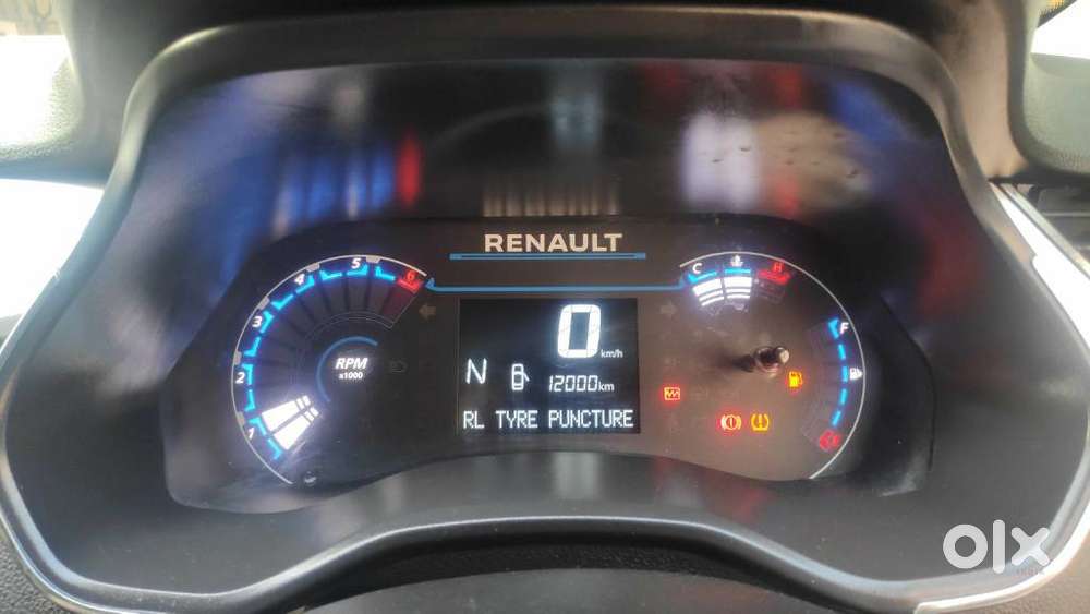 Renault Triber Rxz Easy-r Amt, 2024, Petrol