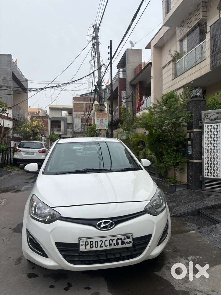 2013 Hyundai I20 Magna Diesel Manual Car