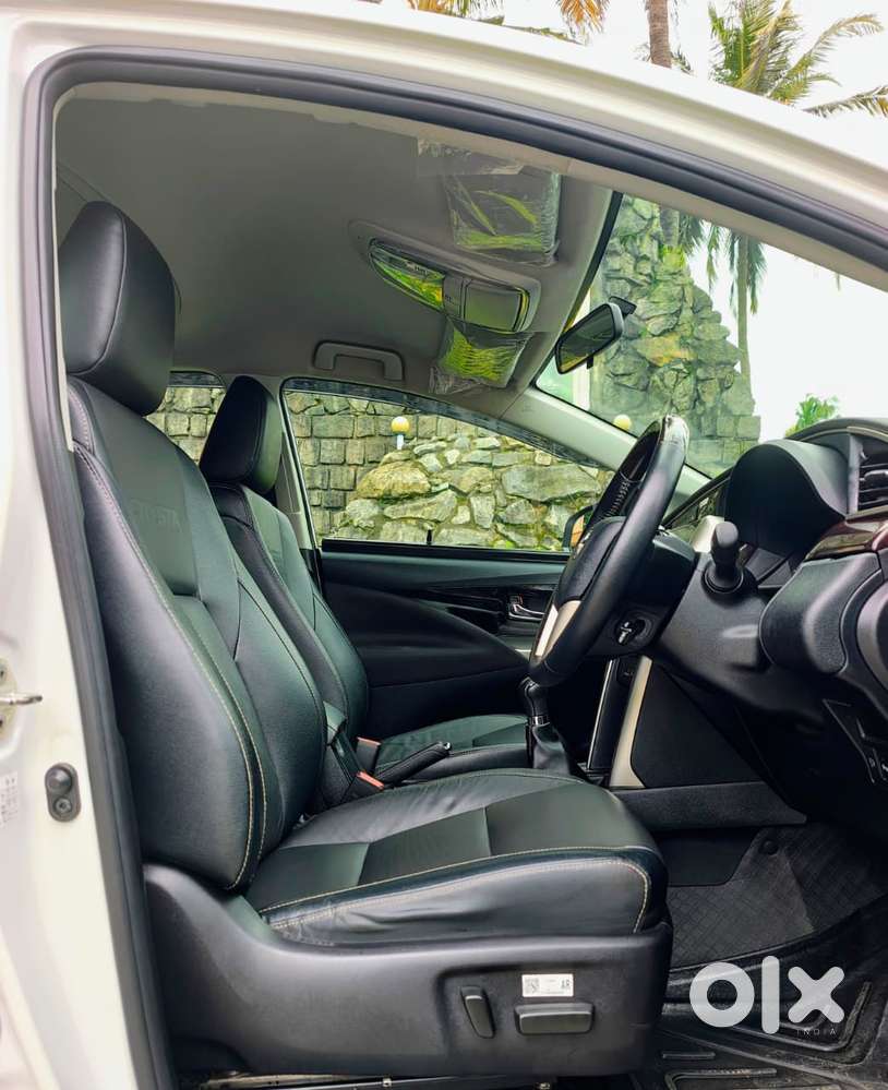 Toyota Innova Crysta 2.4 Z 7 Str, 2023, Diesel