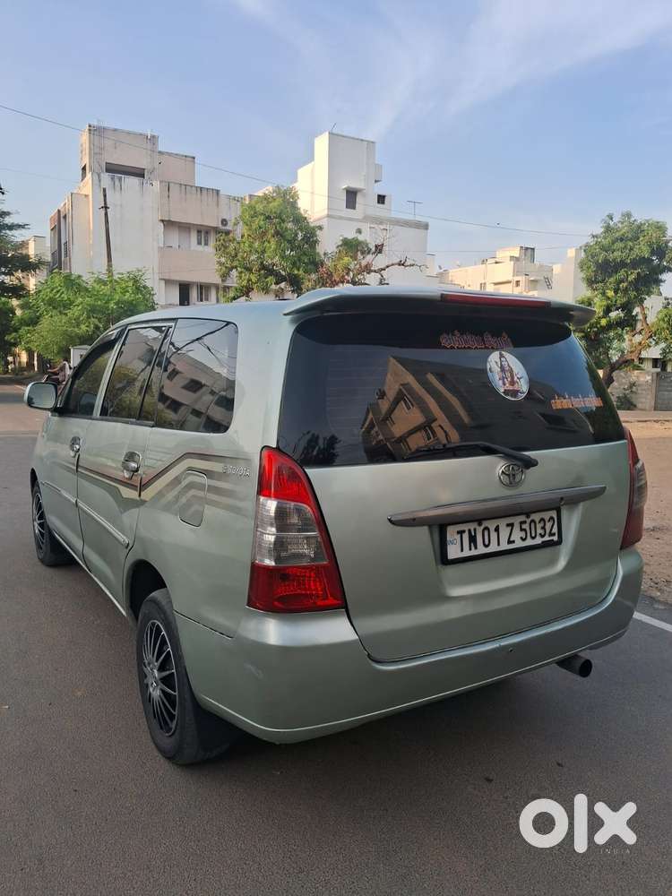Toyota Innova 2.5 E 8 Str, 2005, Diesel