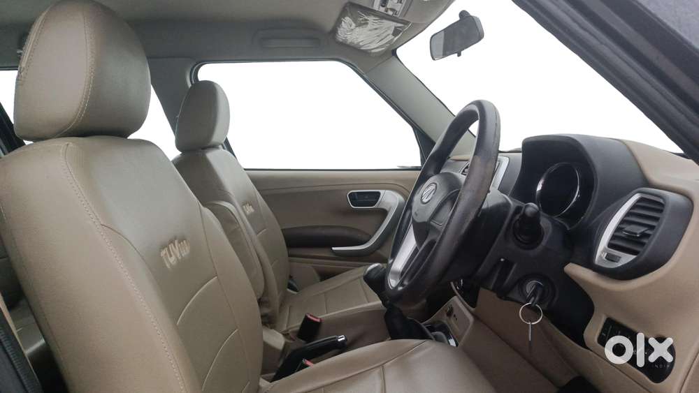 Mahindra Tuv 300 Mhawk100 T8, 2015, Diesel