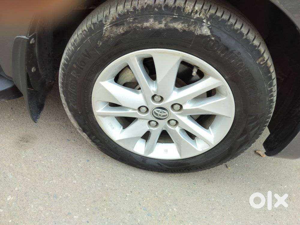 Toyota Innova Crysta