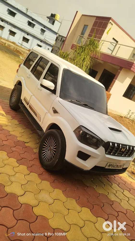 Mahindra Scorpio Classic 2014 Diesel 75000 Km Driven