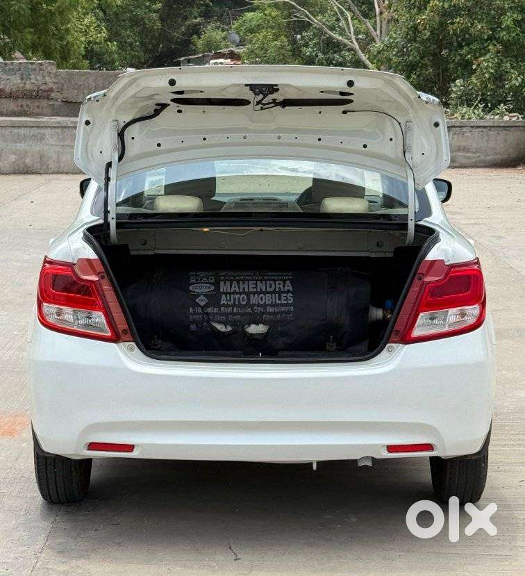 Maruti Suzuki Swift Dzire 1.2 Vxi Bsiv, 2018, Cng & Hybrids