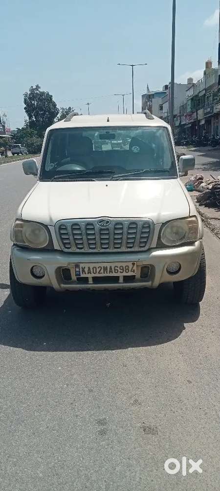 Mahindra Scorpio 2006 Diesel 180000 Km Driven
