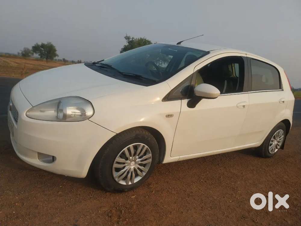 Fiat Grande Punto 2011 Diesel 110000 Km Driven
