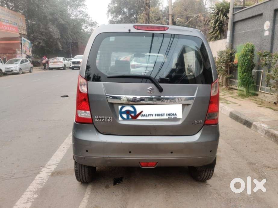 Maruti Suzuki Wagon R Vxi Amt1.2, 2016, Petrol