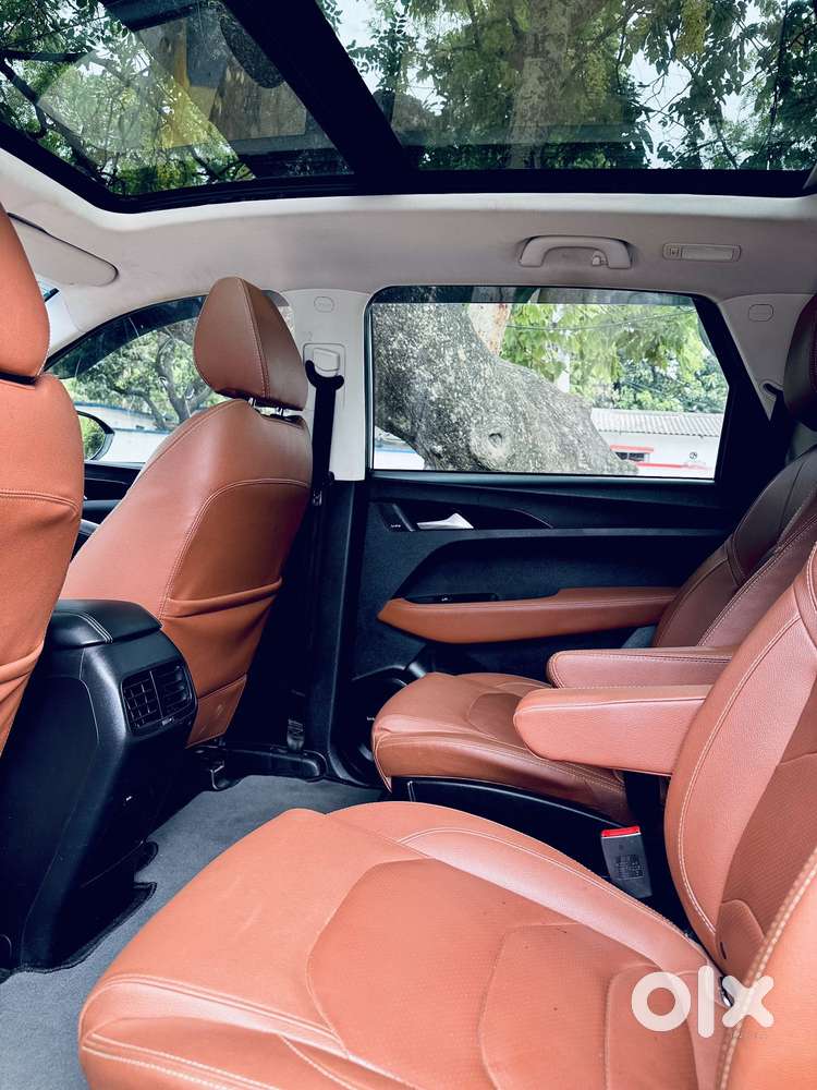 Mg Hector Plus Sharp Pro 2.0 Turbo Diesel 6 Str Dual Tone, 2022, Die..