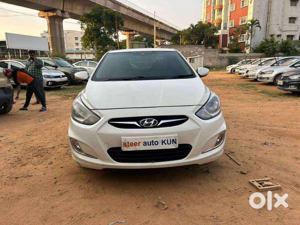 Hyundai Verna Vtvt 1.6 Sx, 2014, Petrol