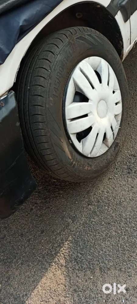 Maruti Suzuki 800 2004 Petrol Well Maintained