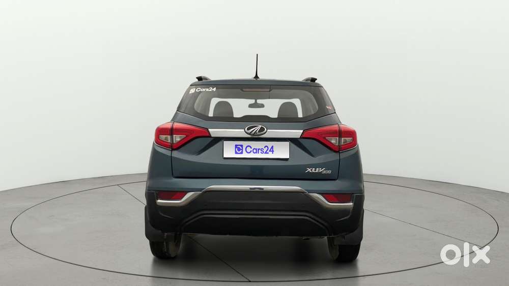 Mahindra Xuv300 W8 Diesel, 2022, Diesel