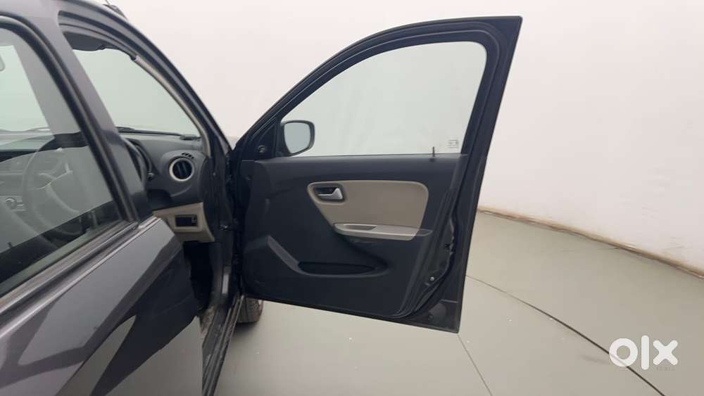 Maruti Suzuki Alto K10 1.0 Vxi Amt, 2015, Petrol