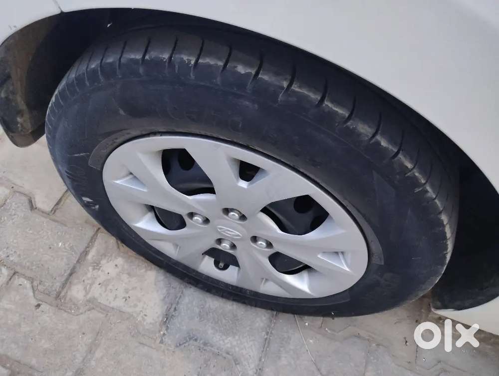 Hyundai Grand I10 2015 Diesel 81000 Km Driven