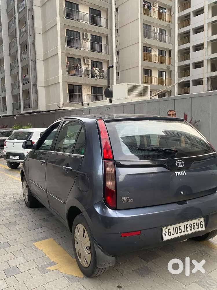 Tata Indica Vista Quadrajet Vx Tech 2014 Diesel  1.10l Km  25 Km/l