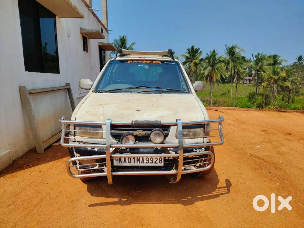 Chevrolet Tavera 2005