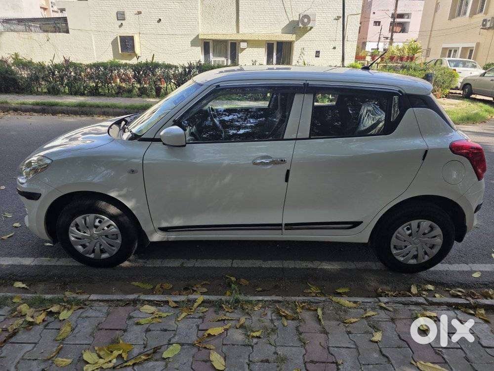 Maruti Suzuki Swift Lxi Optional-o, 2024, Petrol