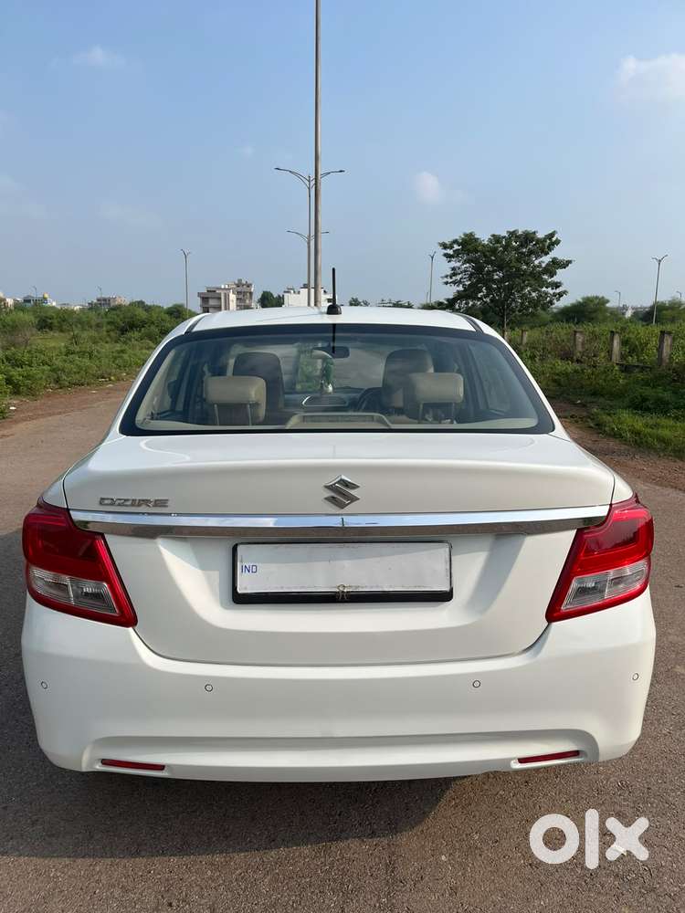 Maruti Suzuki Dzire 1.2 Vxi, 2023, Petrol