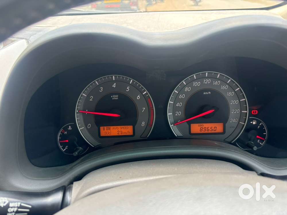 Toyota Corolla Altis 2010