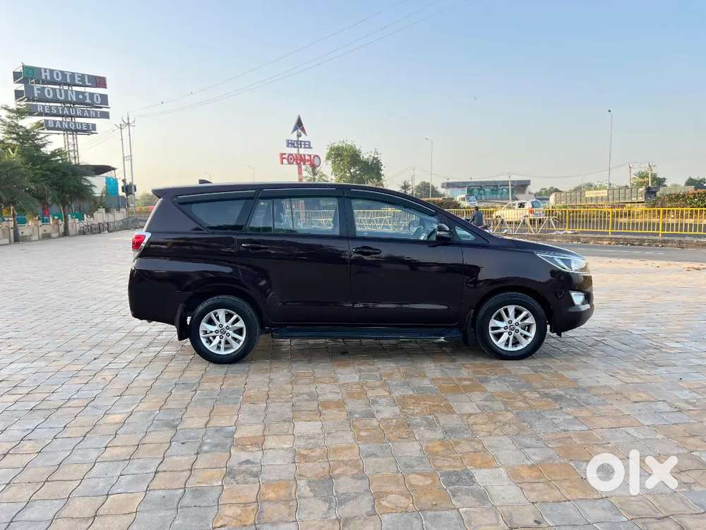 Toyota Innova Crysta 2019