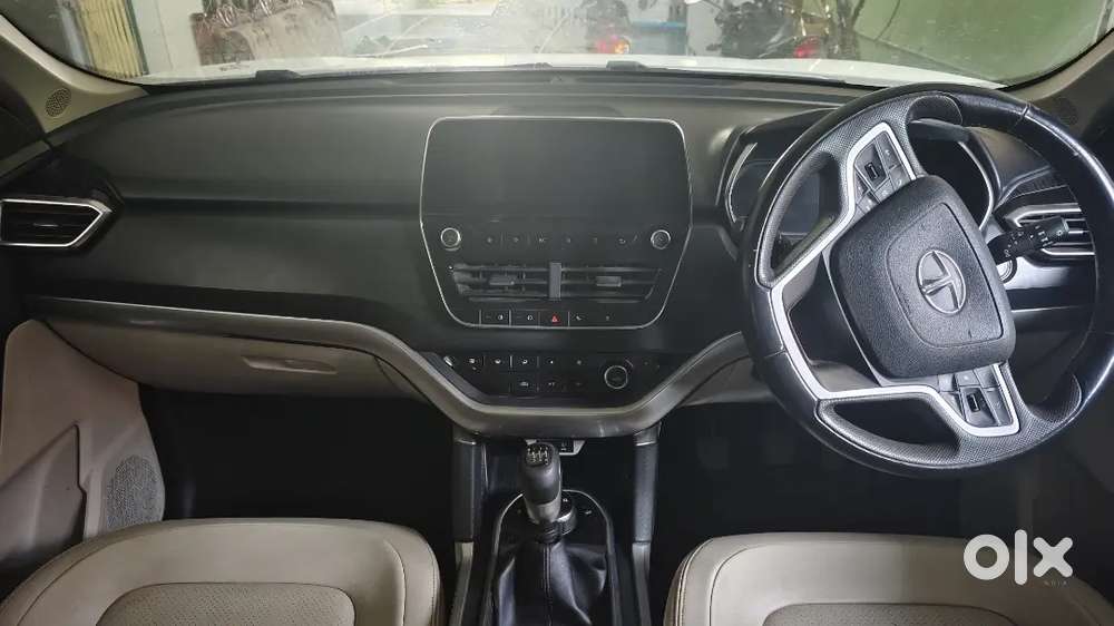 Tata Safari 2021 Diesel 65388 Km Driven
