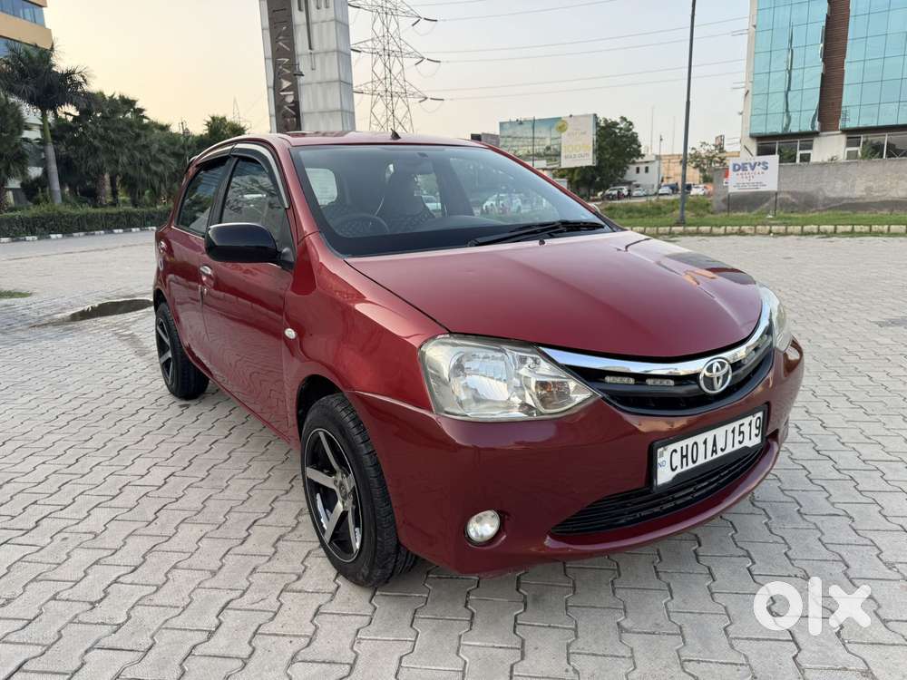 Toyota Etios Liva 1.2 Vx Dual Tone, 2011, Petrol