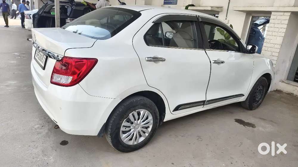 Gadi Ekadam Ful Maintain Hai