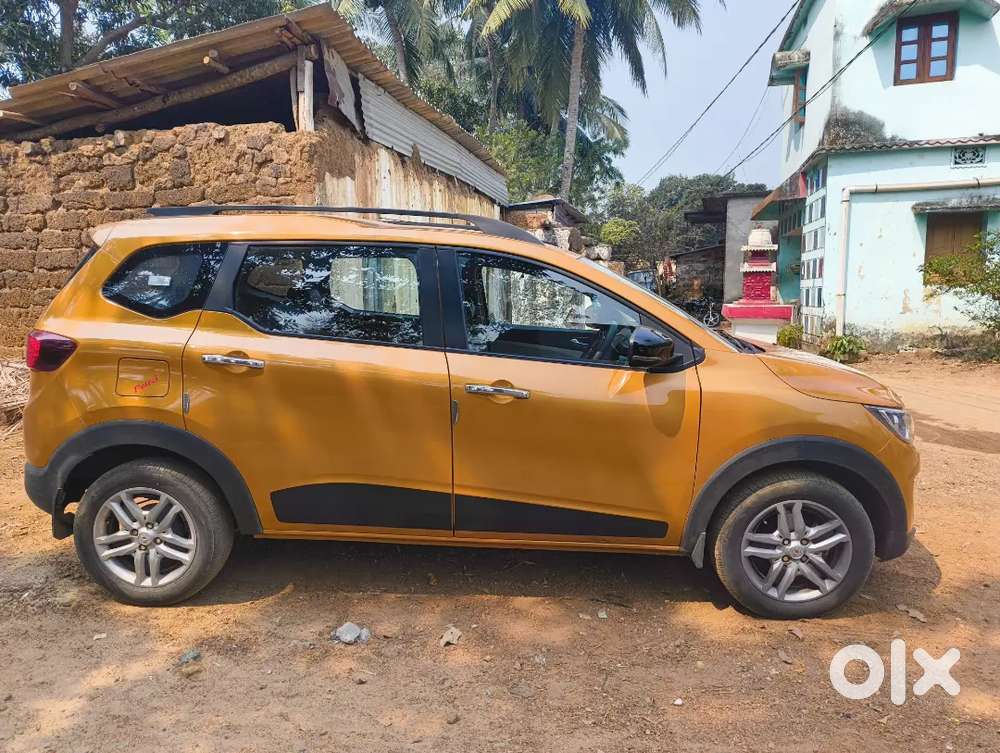 Renault Triber 2023 Petrol Well Maintained