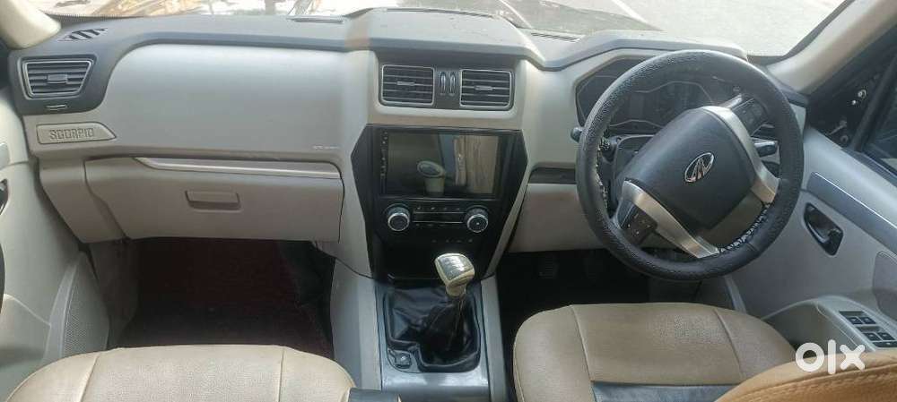 Mahindra Scorpio S10 8 Seater, 2015, Diesel