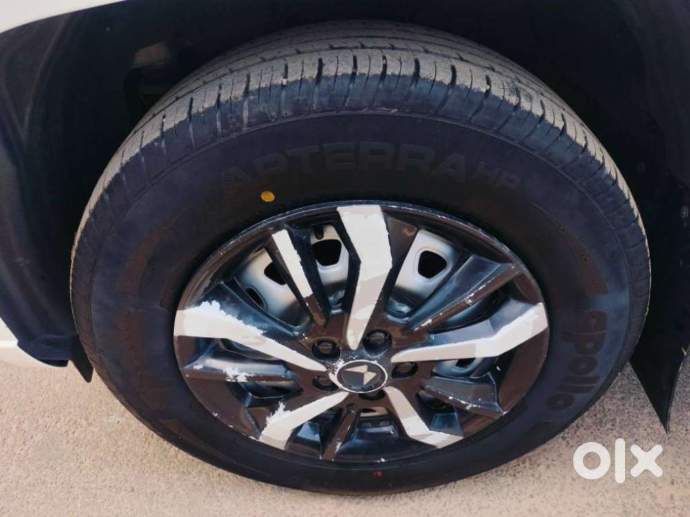 Mahindra Tuv 300 Plus P4, 2024, Diesel